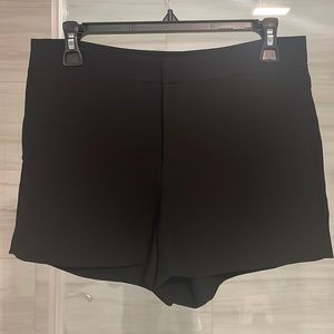 Kenneth Cole NY shorts size 2
